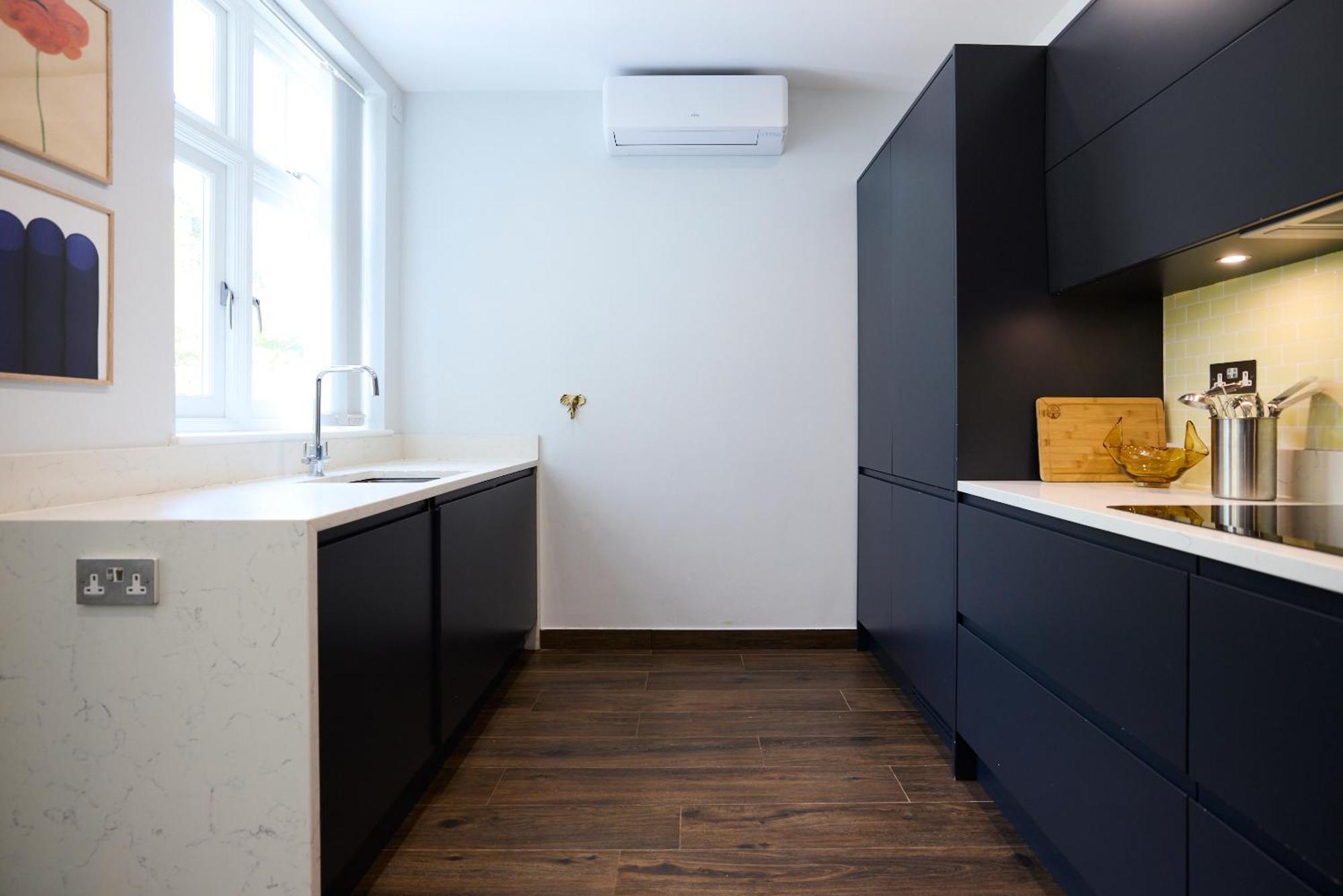 The Putney Hideaway - Modern And Elegant 3bdr Flat With Patio * Londres