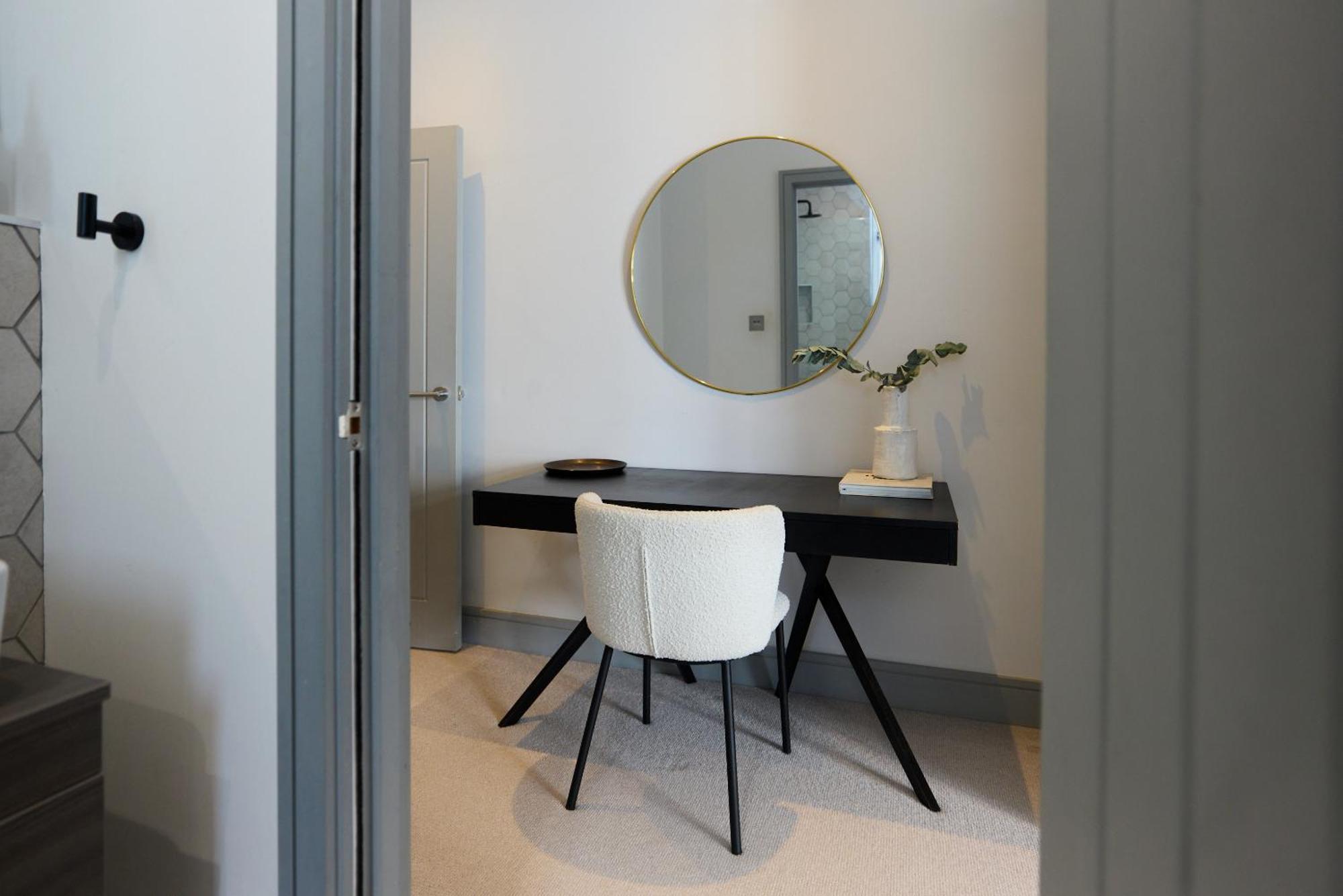 The Putney Hideaway - Modern And Elegant 3bdr Flat With Patio Apartamento *